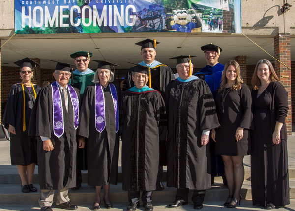 SBU Life Service Award recipients and Lightfoot Distinguished Alumni Award honoree presented at Honors Chapel.