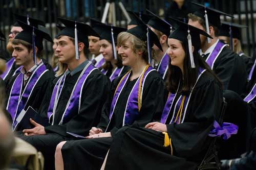 Members of the SBU Class of 2018 listen to Dr. Bethards' address.